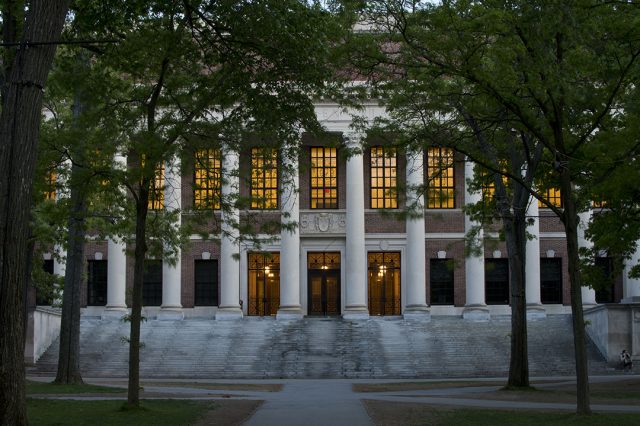 widener-library-at-harvard-university