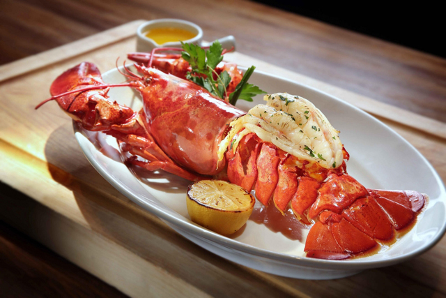 boston lobster dinner 640
